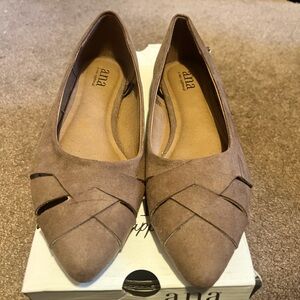 Size 6M Womens Dress Shoes Slip-On Tan Brown New